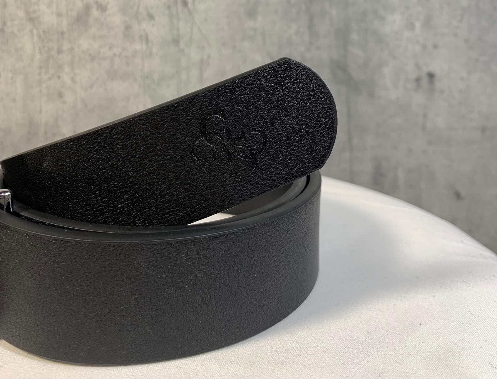 Pasek damski Guess 75-90cm