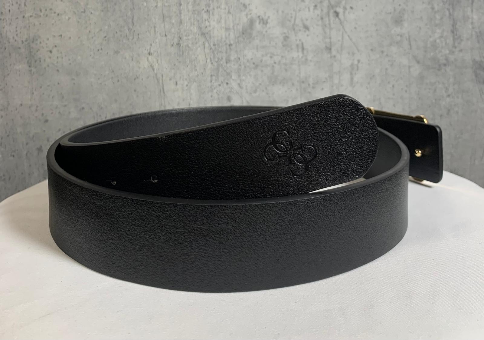 Pasek damski Guess  90-115cm